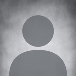 BlankProfilePicture_500x500